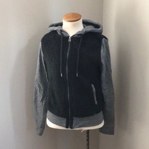 Abercrombie and Fitch Sherpa Zip Hoodie size XS